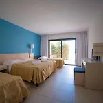 מלון Baja Bianca