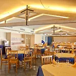 מלון Baja Bianca 4*