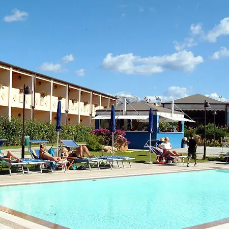 Futura Club Baja Bianca 4* San Teodoro (Sardinia)